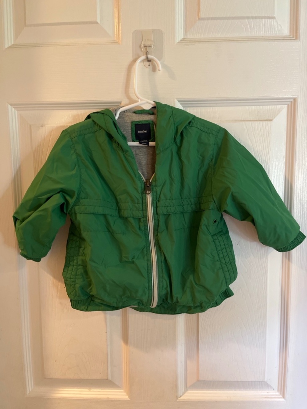 Baby Gap 18–24M green hooded lightweight jacket/windbreaker